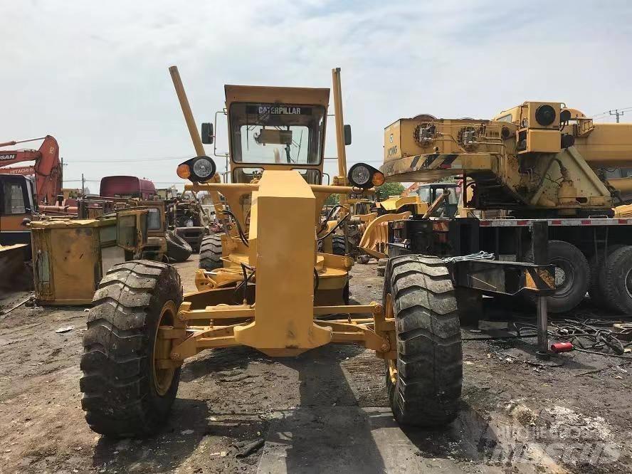 CAT 140 Motoniveladoras