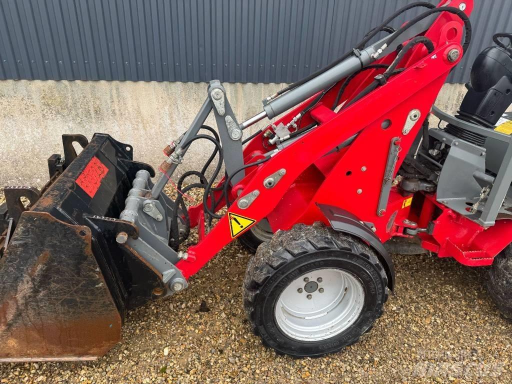 Weidemann 1140 Palas cargadoras