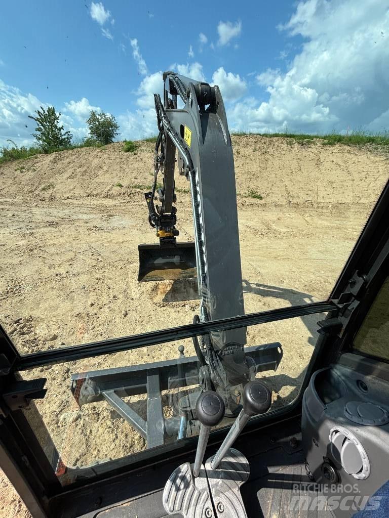 Volvo ECR 25 D Mini excavadoras < 7t