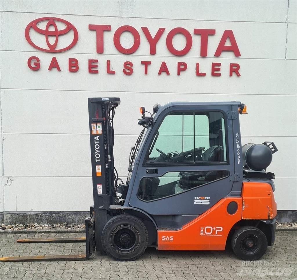 Toyota 02-8FGF25 Carretillas LPG