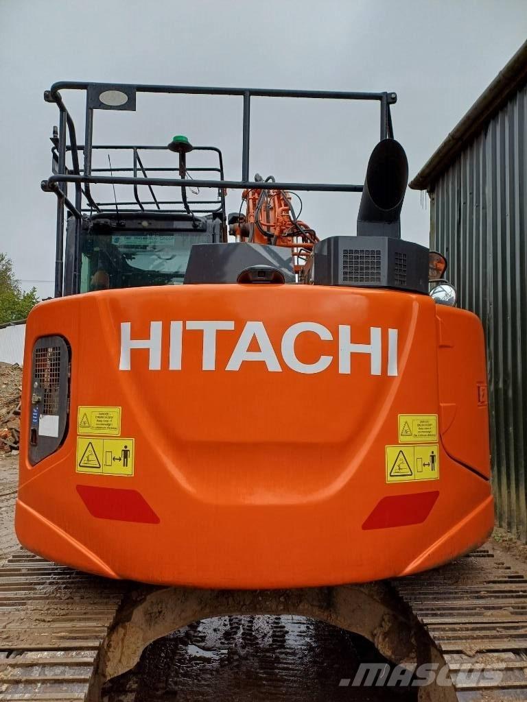 Hitachi ZX 135 US-6 Excavadoras de cadenas