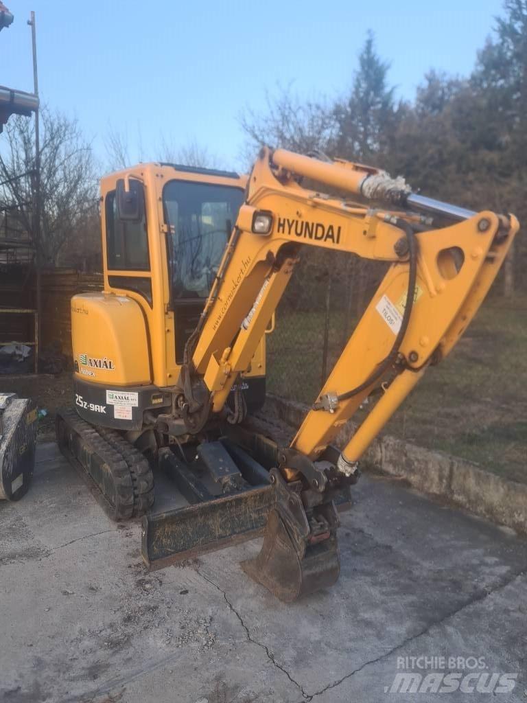 Hyundai R25Z-9 AK Mini excavadoras < 7t