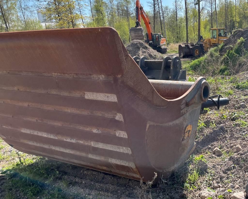 Doosan DX 420 LC Excavadoras de cadenas