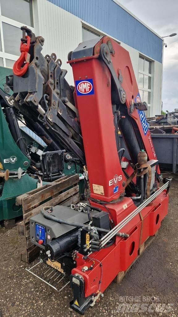 HMF 2120K4  700 hours Grúas cargadoras