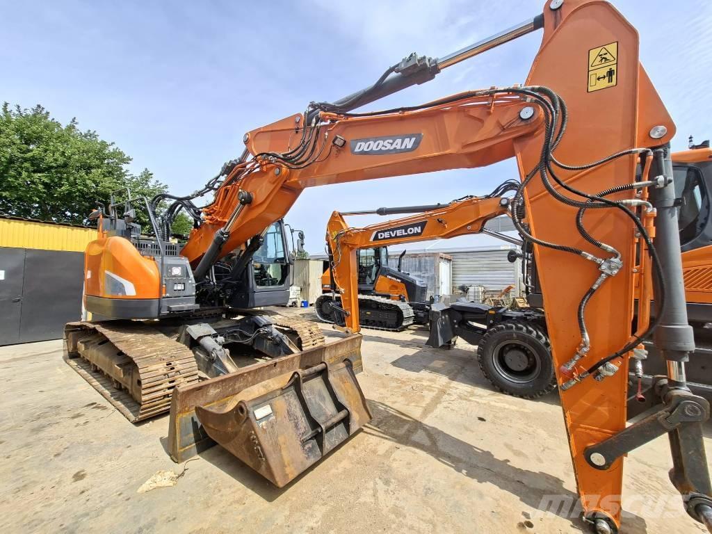 Doosan DX 235 LCR-5 Excavadoras de cadenas