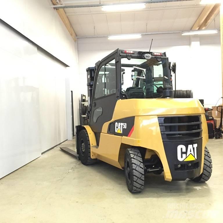 CAT DP 50 N Carretillas diesel