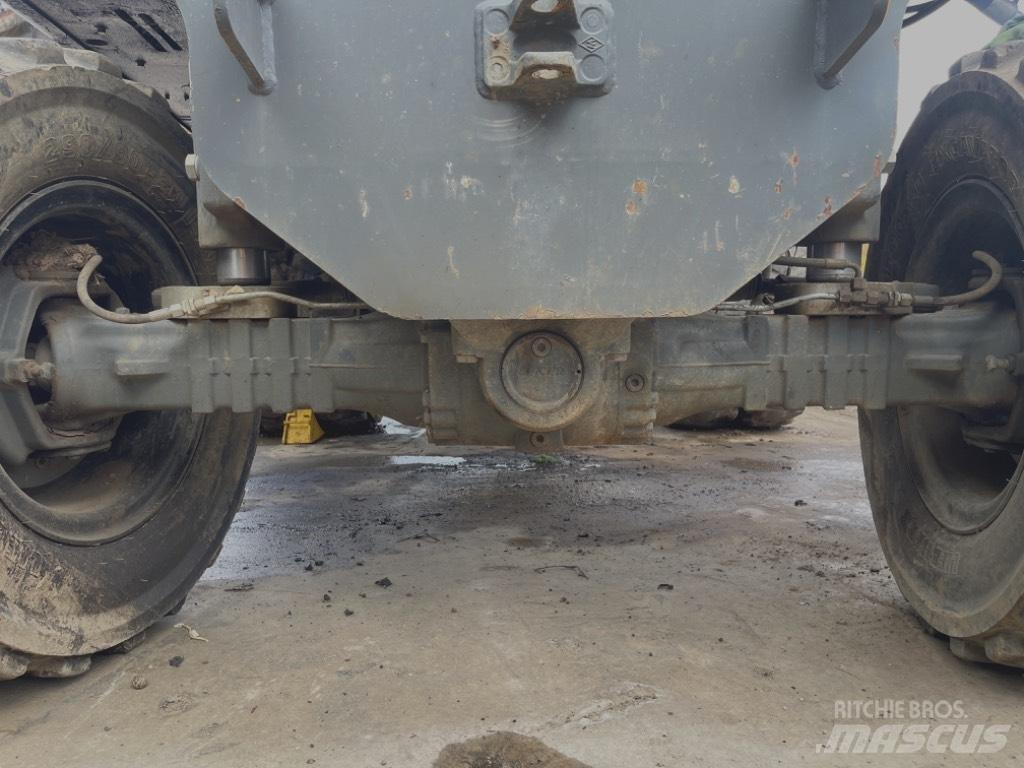 Liebherr A 910 Comp Ejes
