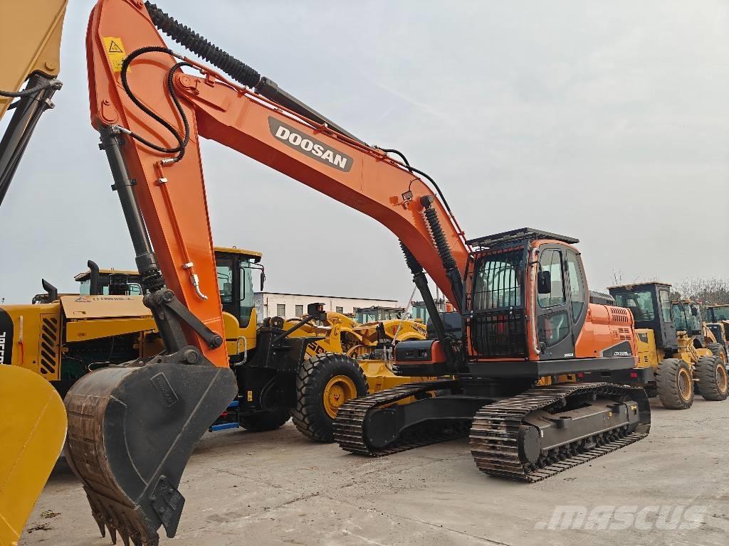 Doosan 225LCA Excavadoras de cadenas