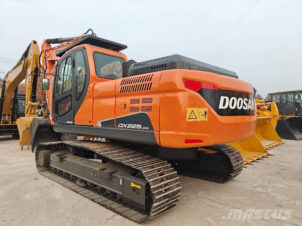Doosan 225LCA Excavadoras de cadenas