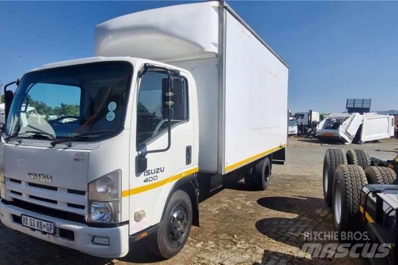 Isuzu NPR 400 Otros camiones