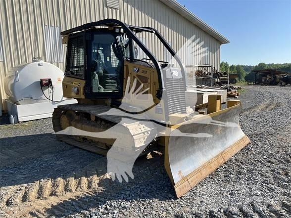 CAT D2 LGP Buldozer sobre oruga