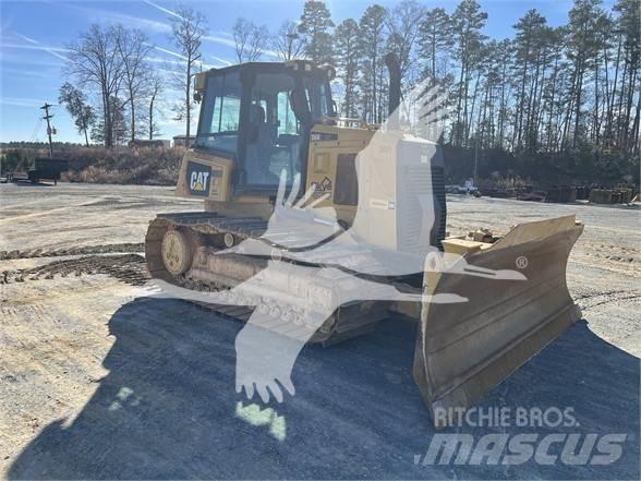 CAT D6K2 LGP Buldozer sobre oruga