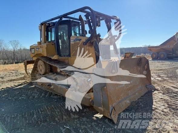 CAT D6T XL Buldozer sobre oruga