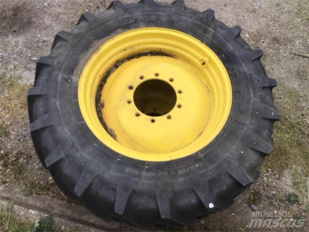 Michelin 420/85R34 Neumáticos, ruedas y llantas