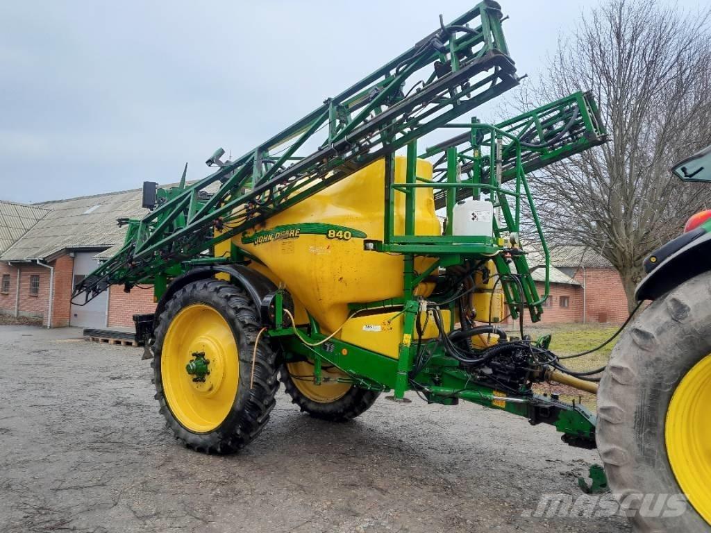 John Deere 840 Pulverizadores arrastrados