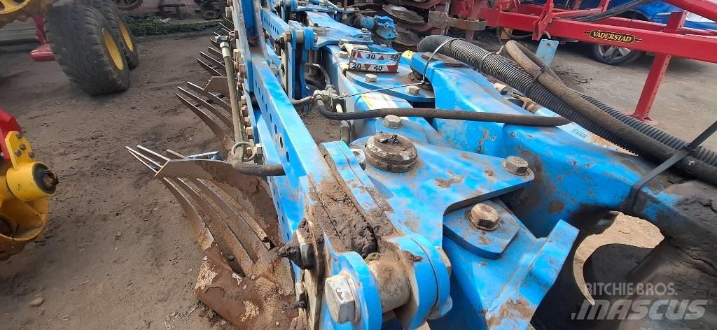 Lemken Vari-Opal 8 X Arados reversibles suspendidos