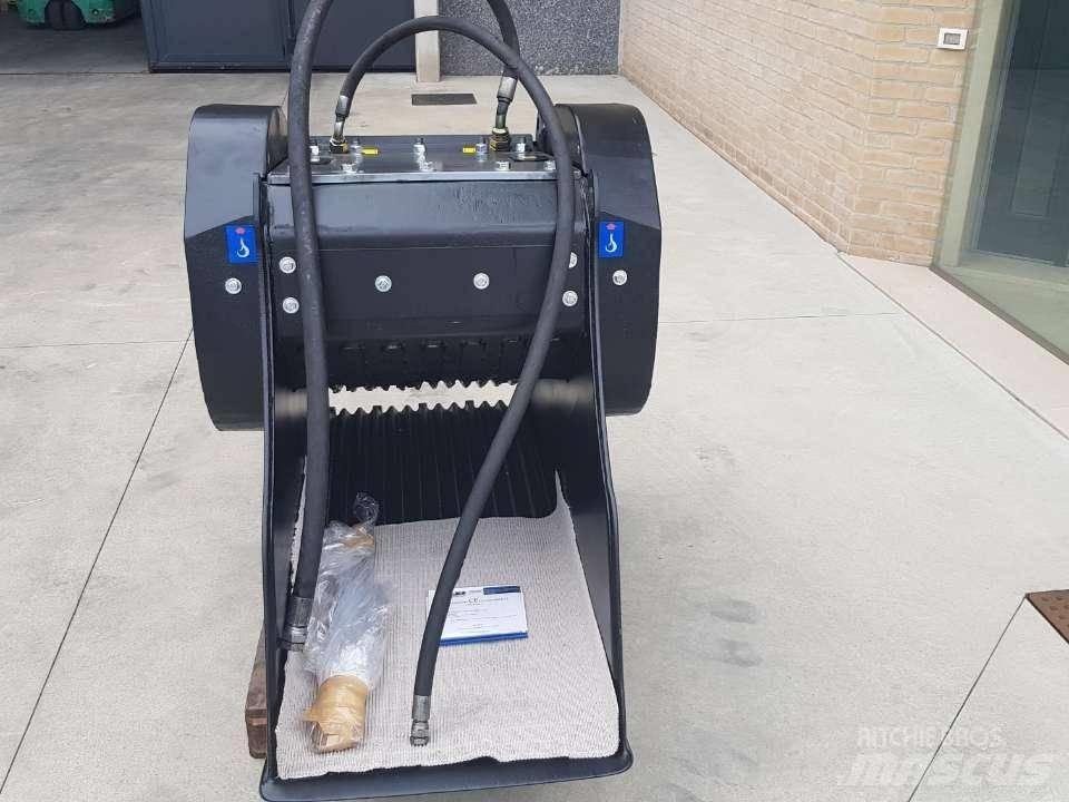 MB Crusher BF 60.1 Cubas tritutadora