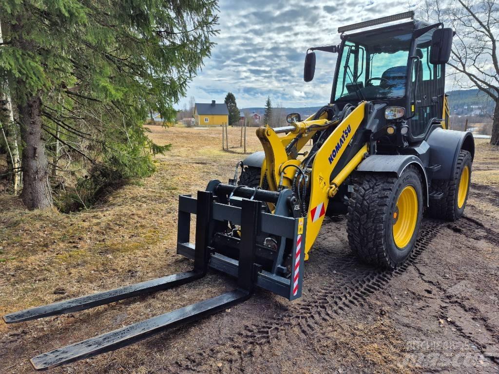 Komatsu WA 100 M Cargadoras sobre ruedas