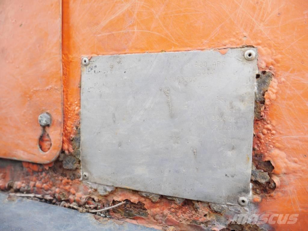Ausa D 600 APG Dúmpers de obra