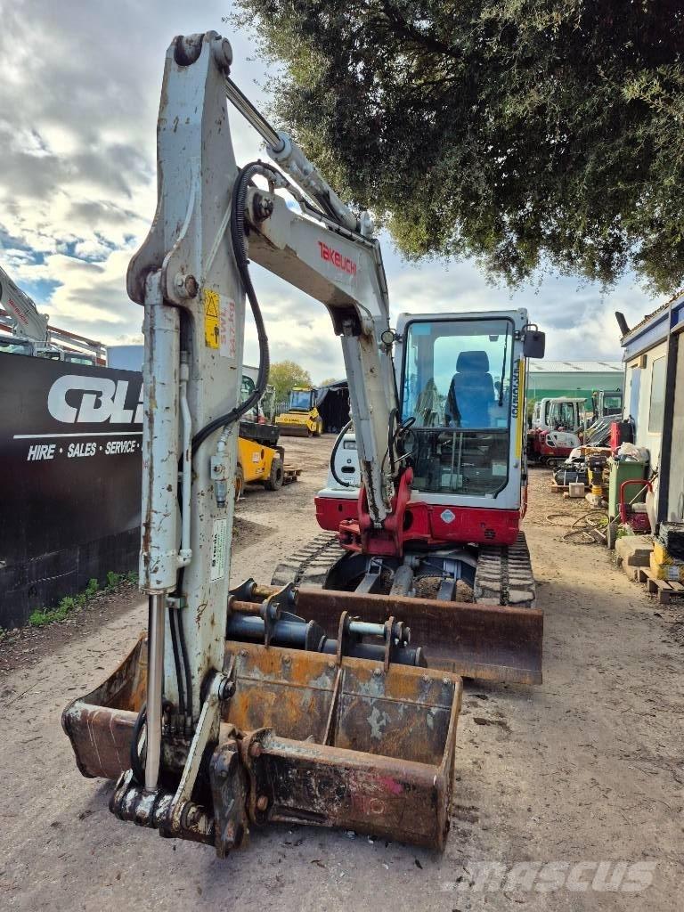 Takeuchi TB250 Mini excavadoras < 7t