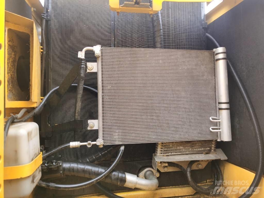 Komatsu PC 200-8 Excavadoras de cadenas