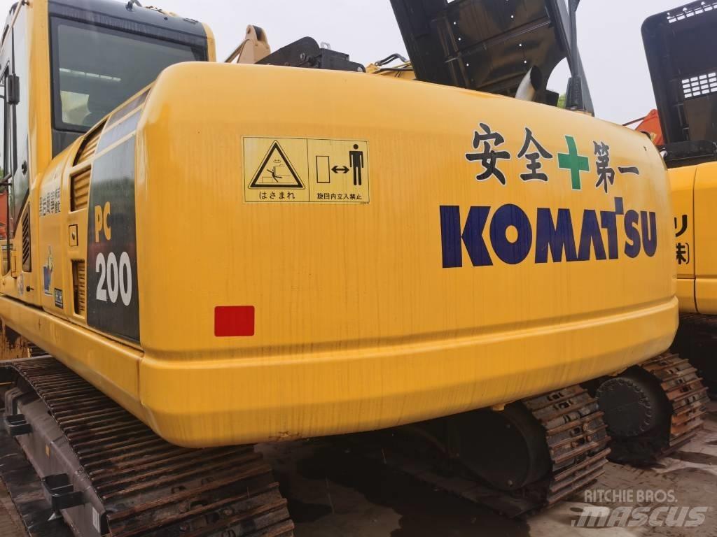 Komatsu PC 200-8 Excavadoras de cadenas