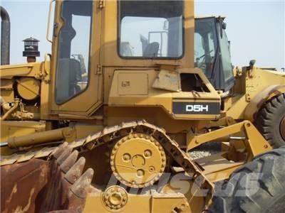 CAT D 5 H Buldozer sobre oruga