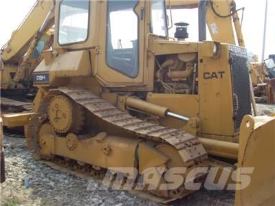 CAT D 5 H Buldozer sobre oruga