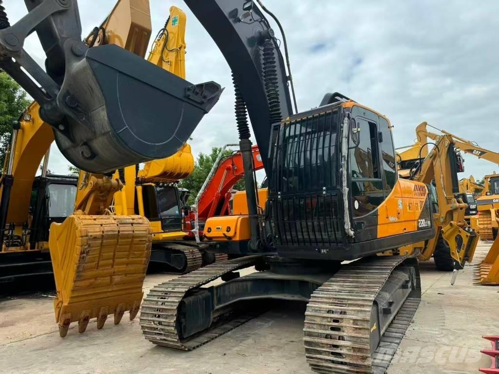 Hyundai R220LC-9S Excavadoras de cadenas