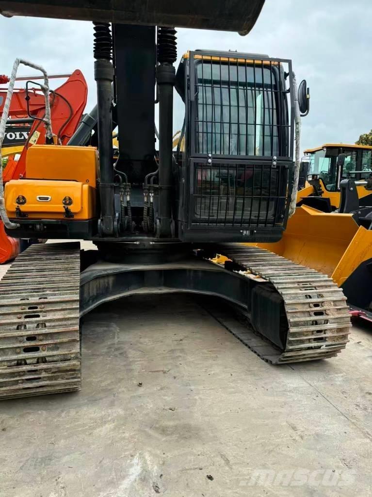 Hyundai R220LC-9S Excavadoras de cadenas