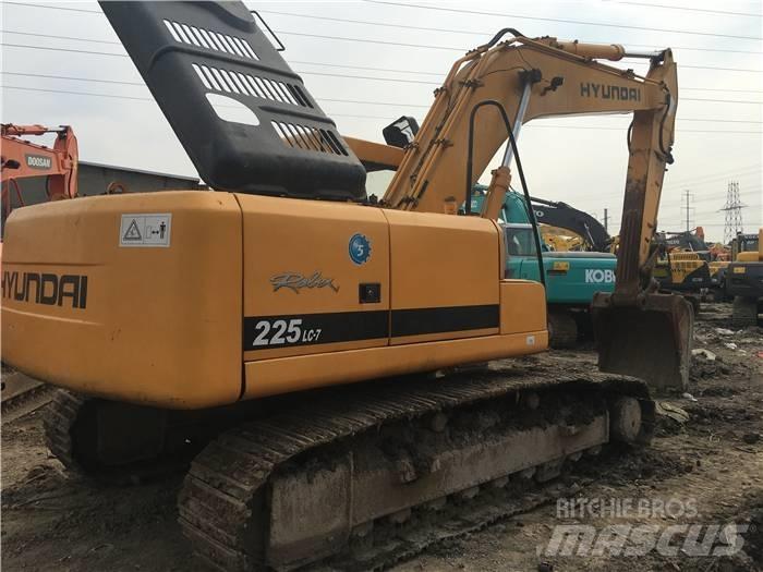 Hyundai R220LC-7 Excavadoras de cadenas
