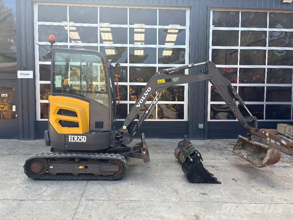 Volvo ECR 25 D Mini excavadoras < 7t