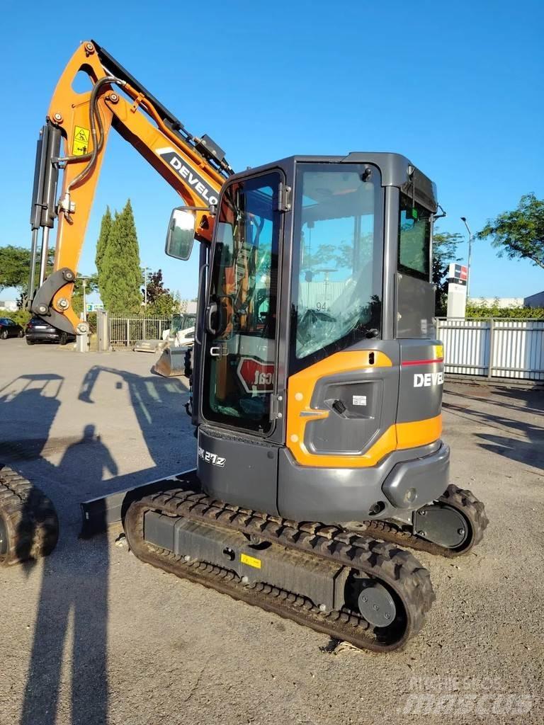 Doosan DX27Z-7 Mini excavadoras < 7t