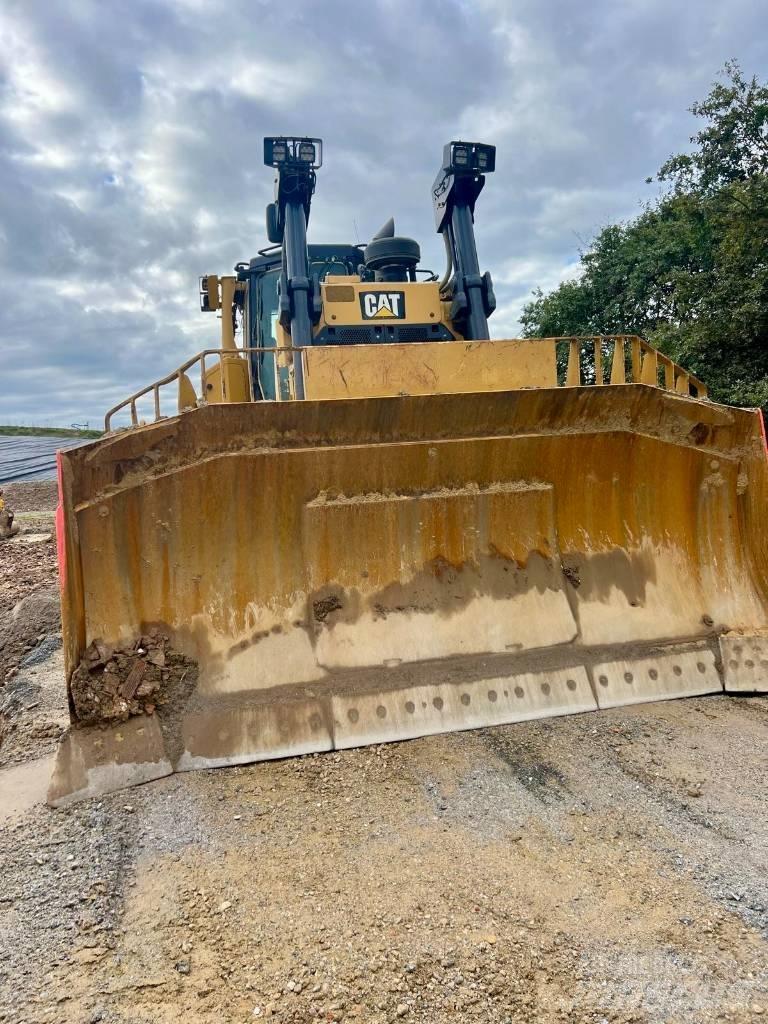 CAT D 8 T Buldozer sobre oruga