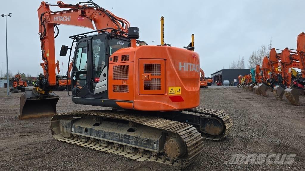 Hitachi ZX 225USLC-6 Excavadoras de cadenas