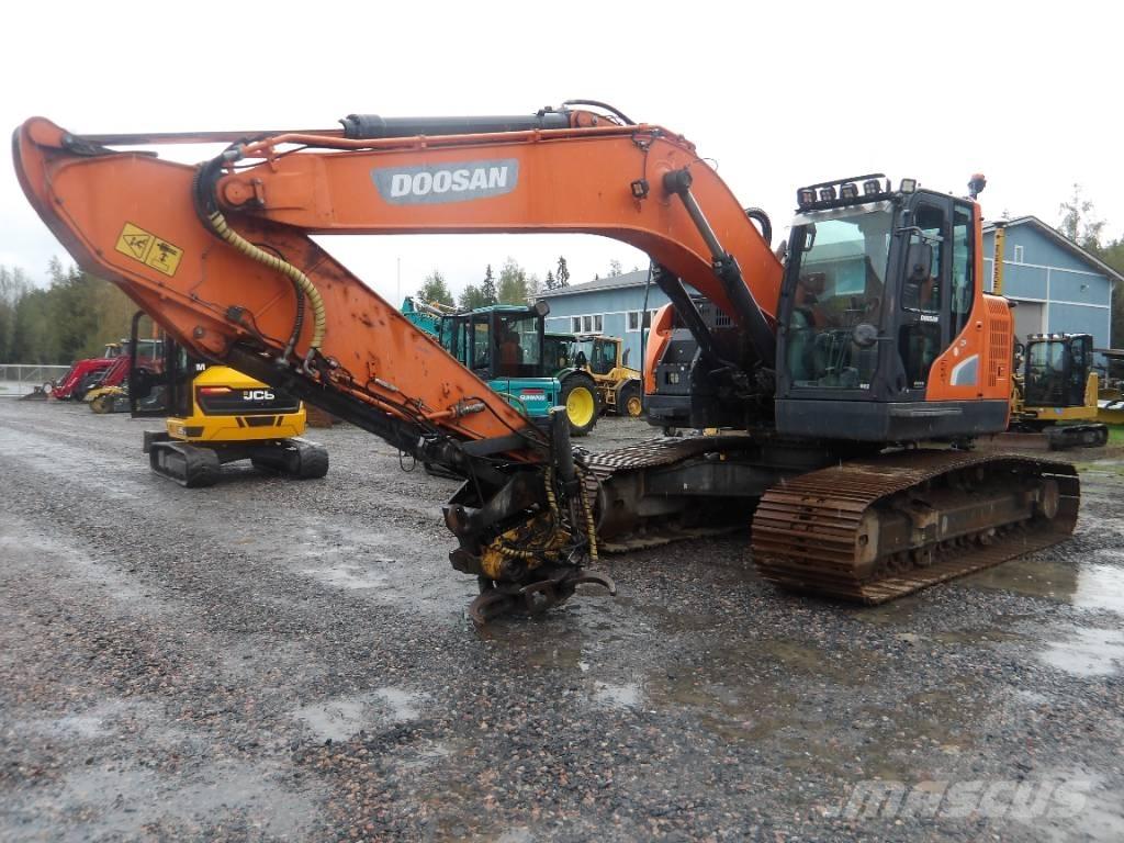 Doosan DX 235 LCR-5 Excavadoras de cadenas