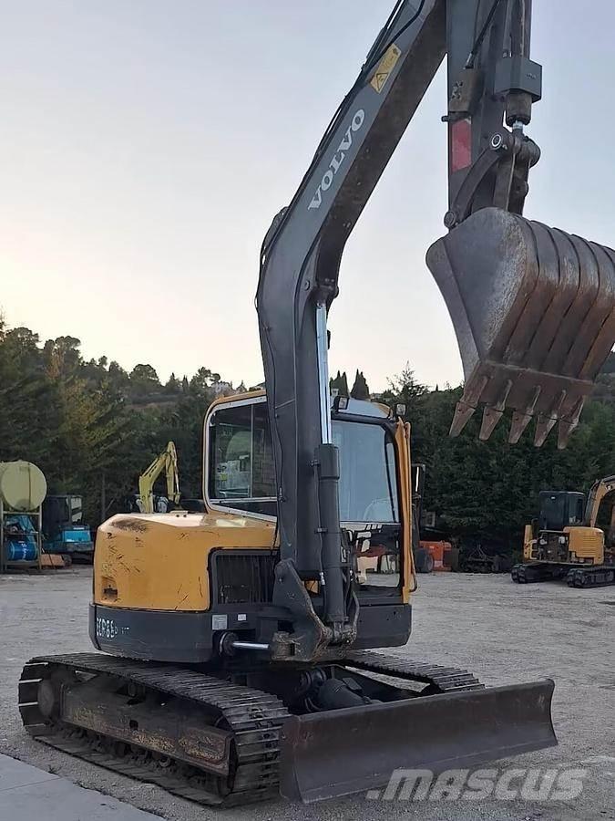 Volvo ECR88PLUS Excavadoras 7t - 12t