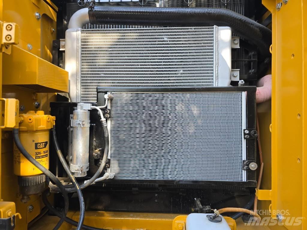 CAT 320D2 Excavadoras de cadenas