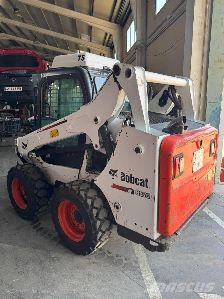 Bobcat S570 Minicargadoras