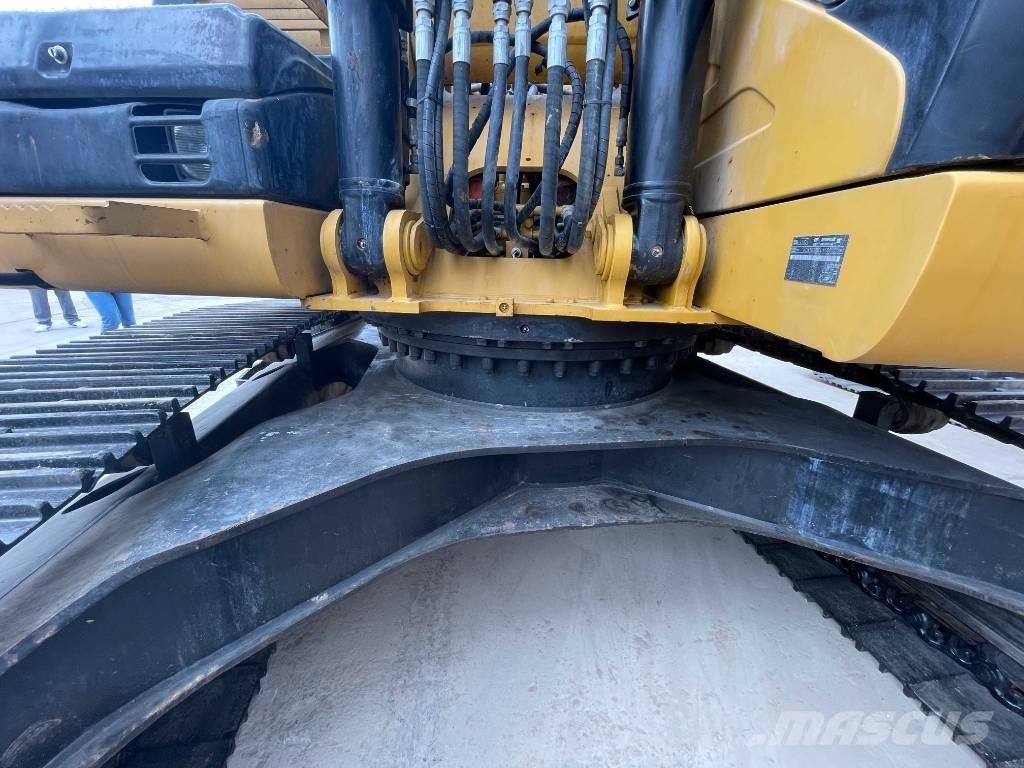 CAT 323 D Excavadoras de cadenas