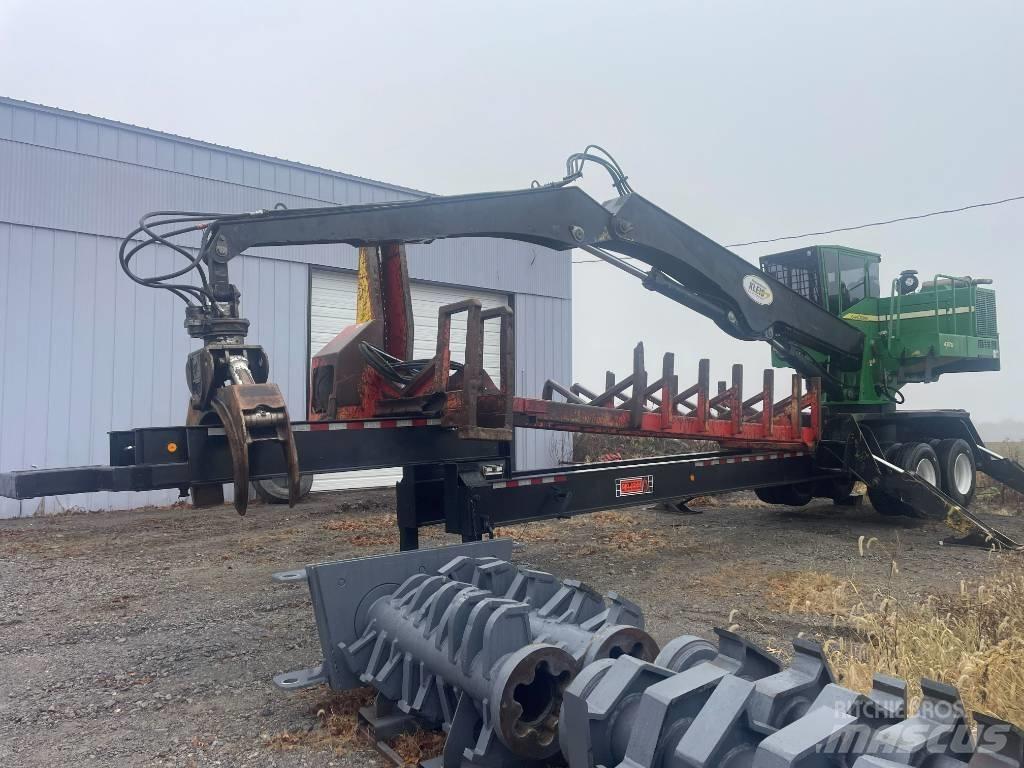 John Deere 437 D Cargadora forestal