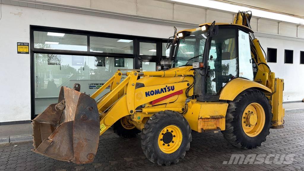 Komatsu WB 93 R Retrocargadoras