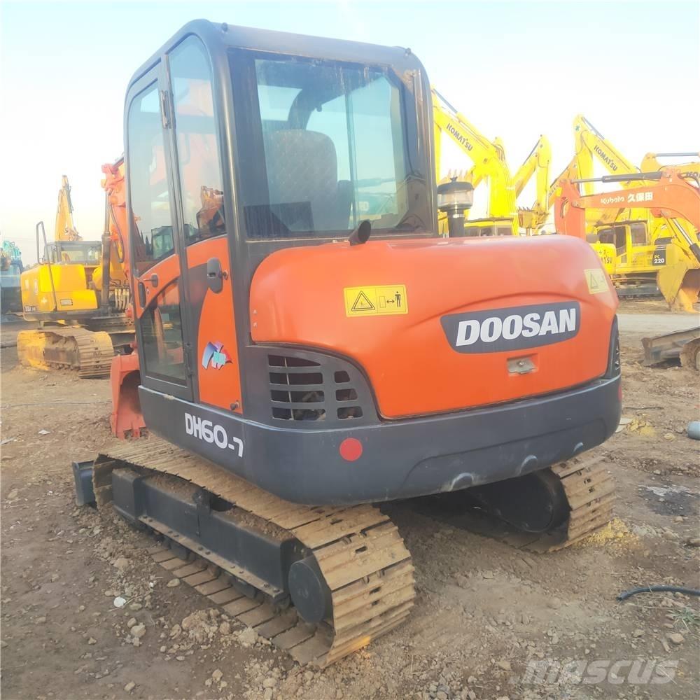Doosan DH60-7 Mini excavadoras < 7t
