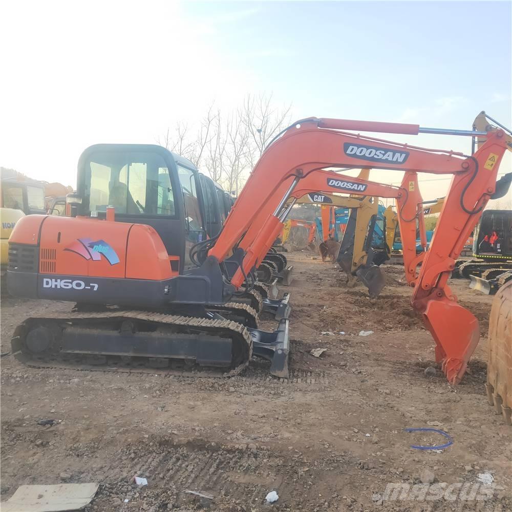 Doosan DH60-7 Mini excavadoras < 7t