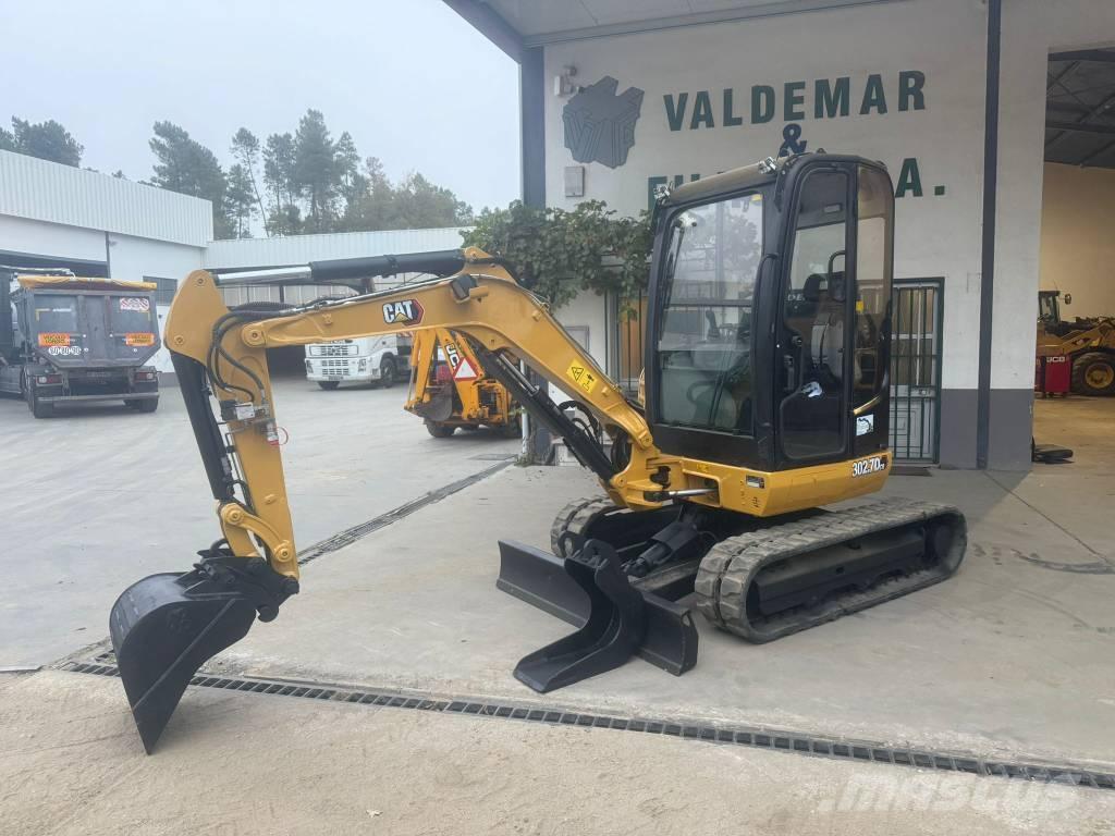 CAT 302.7 D CR Mini excavadoras < 7t