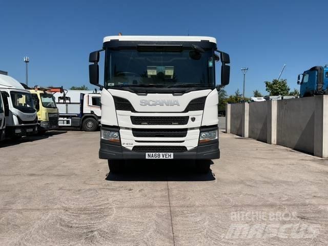 Scania P 410 Camiones bañeras basculantes o volquetes