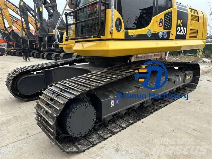 Komatsu PC 220-8 Excavadoras de cadenas