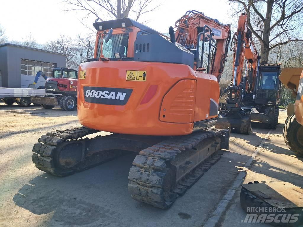 Develon DX 140 LCR-5 Excavadoras de cadenas