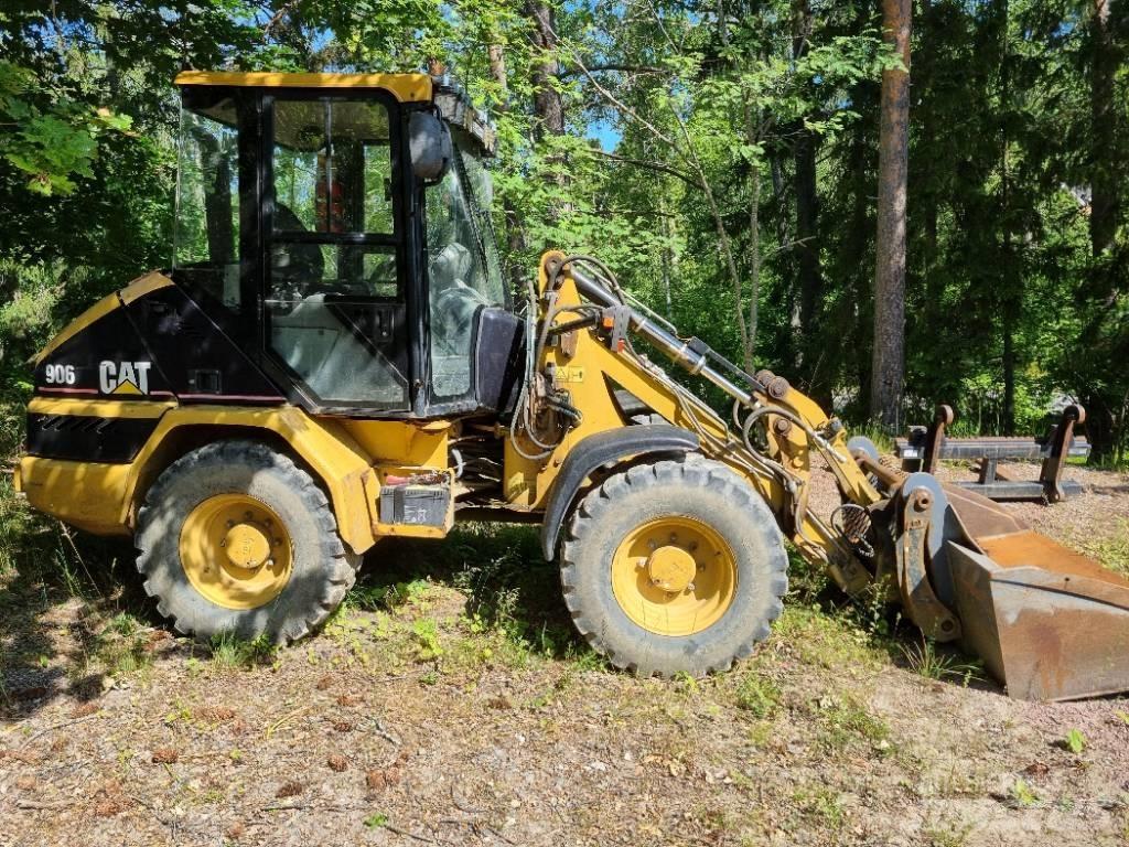 CAT 906 Cargadoras sobre ruedas