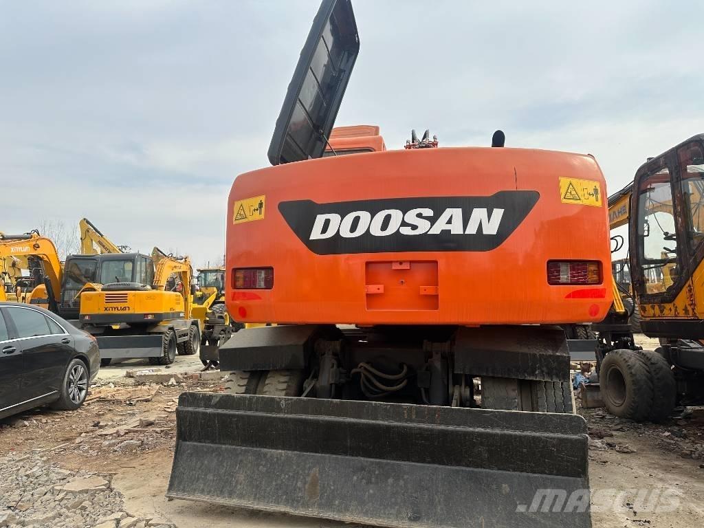 Doosan 150 W-7 Excavadoras de ruedas